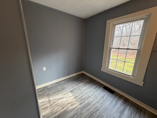 Building Photo - 13450 Hawbuck Rd