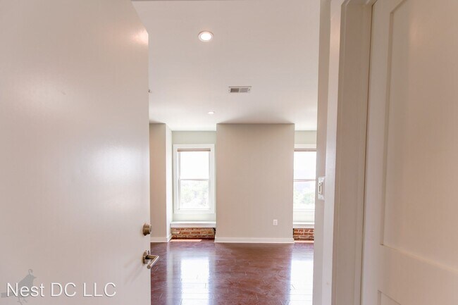 Building Photo - 1740 New Jersey Ave NW