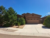 Building Photo - 4 BED/2 BATH HOME IN A NORTHWEST ALBUQUERQ...