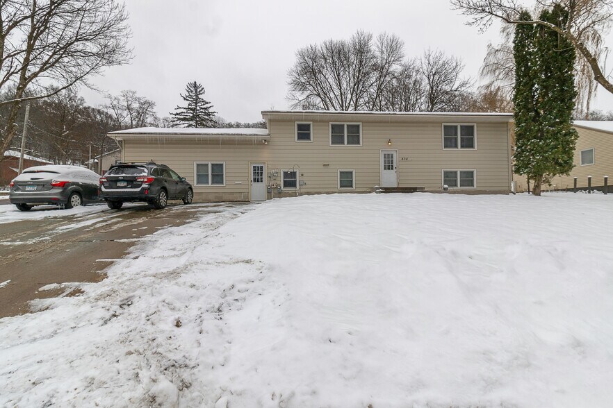 Building Photo - 404 James Ave