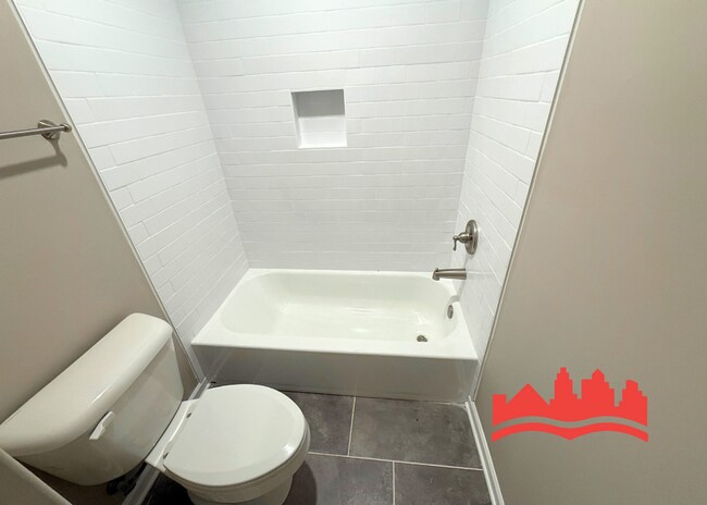 Building Photo - 7565 Bridalbrook Ln