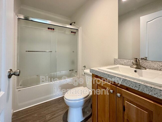 Building Photo - 504 Spencer Rd