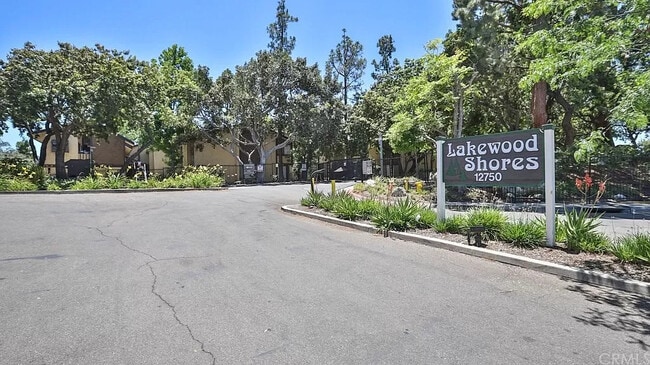 Building Photo - 12750 Centralia St