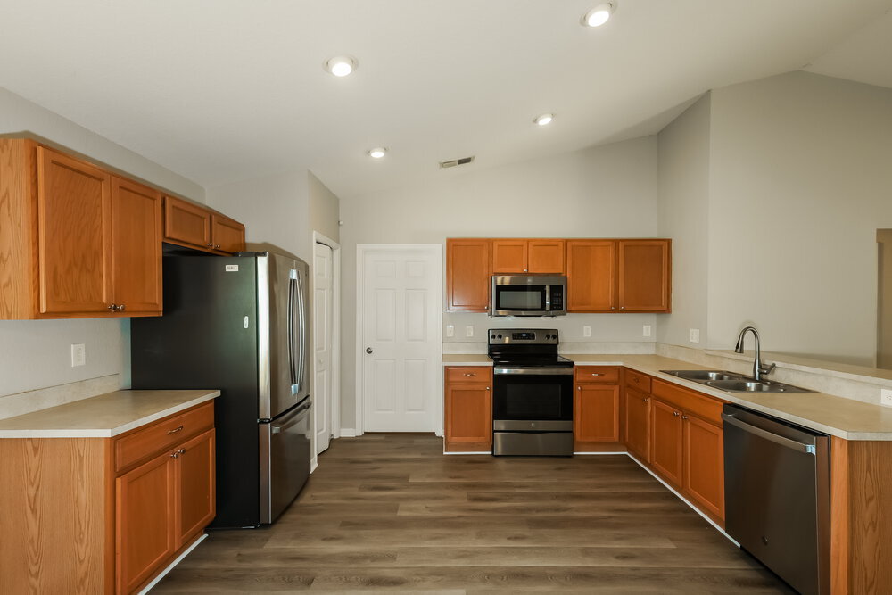 Building Photo - 11341 Southwind Lake Dr