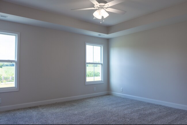 Building Photo - 484 Ayden Ln