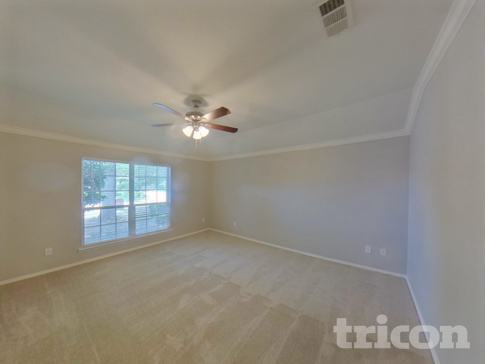 Building Photo - 716 Sequoia Dr
