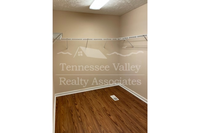 Building Photo - 1513 Mayapple Dr