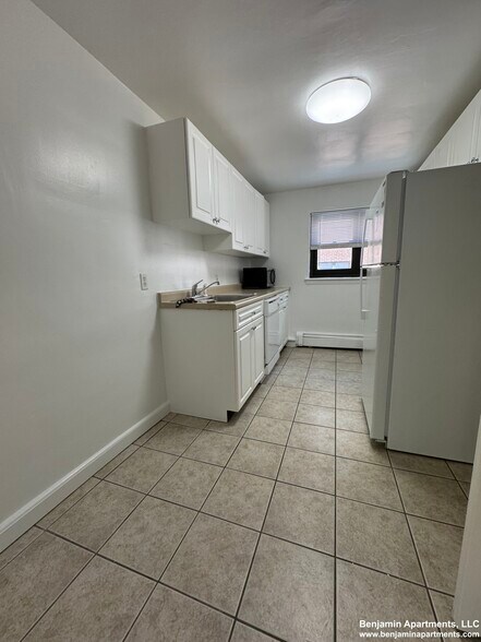 Building Photo - 44 Harvard Ave