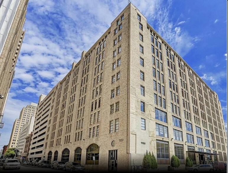 Building Photo - 1122 Jackson St