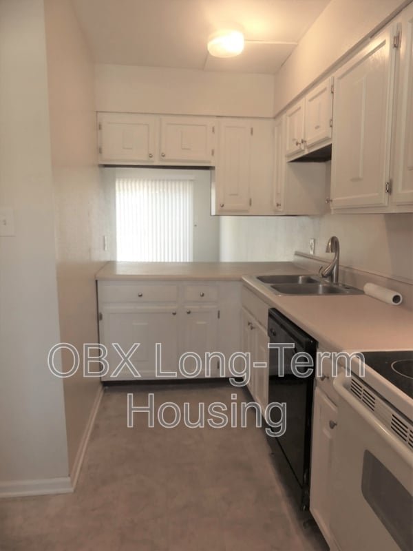 Building Photo - 1507 Goldie St