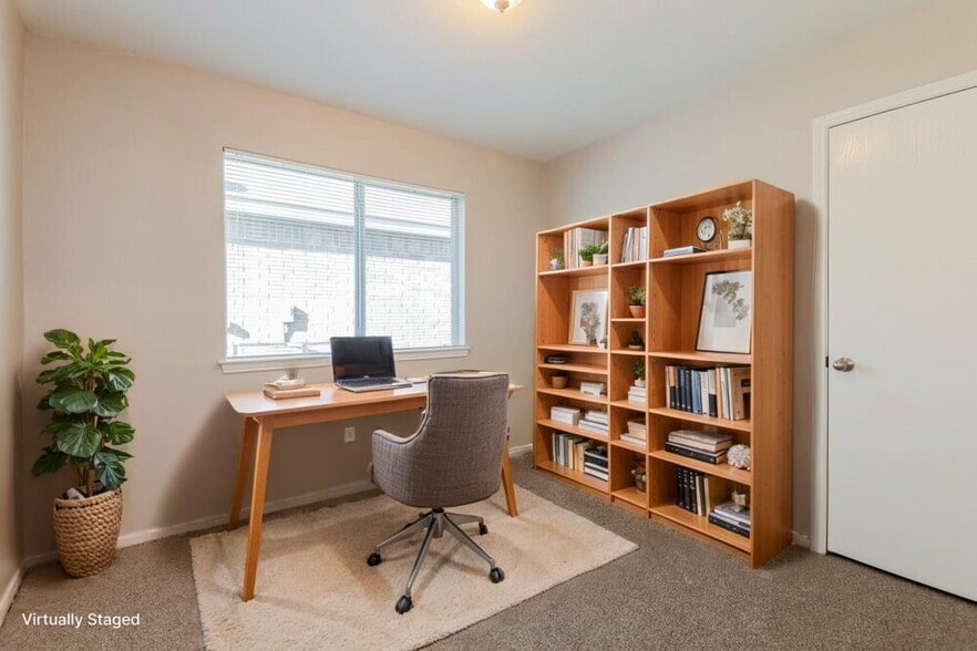 Building Photo - 9723 Checota Dr