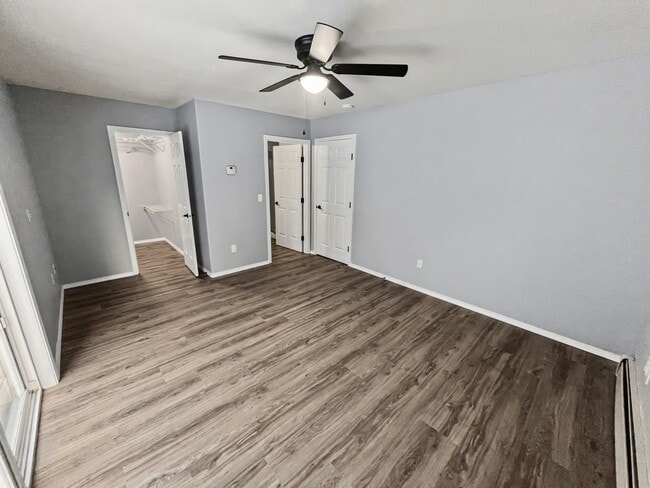 Building Photo - 4651 Grumman St