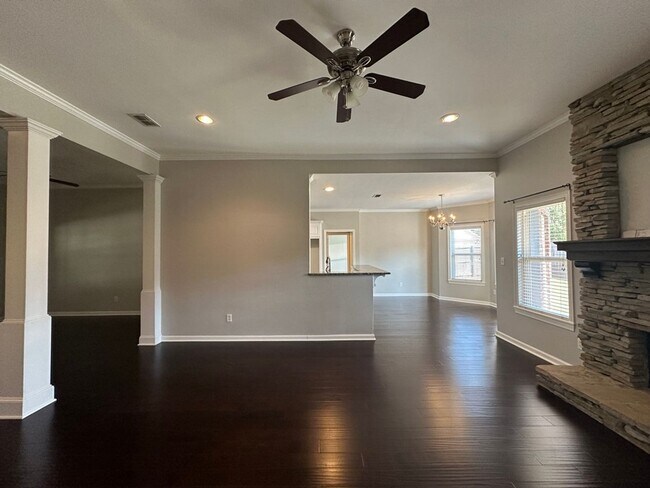Building Photo - Stunning 4 Bed 3 Bath Home in WHISD!