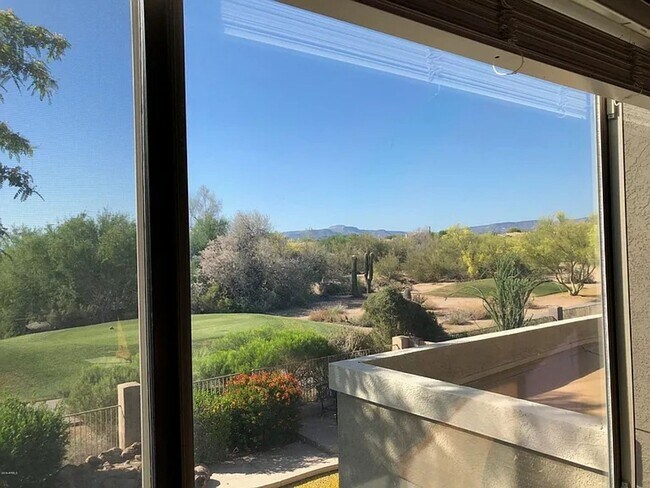 Building Photo - Stunning 4BR House in Cave Creek
