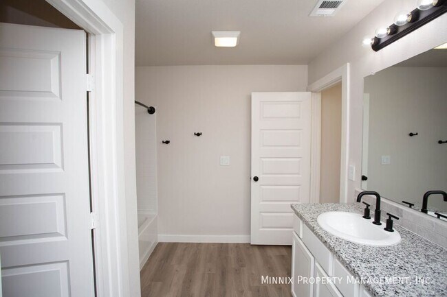 Building Photo - 3203 Durham Ave