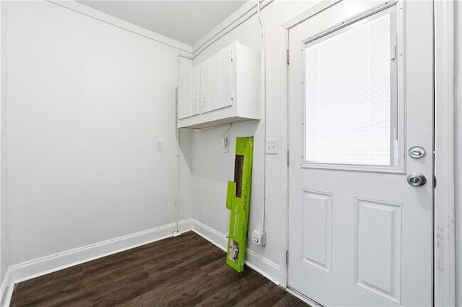 Building Photo - 2535 Ridgecrest Dr NW