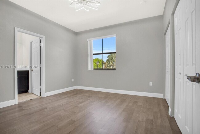 Building Photo - 25341 SW 117th Ave