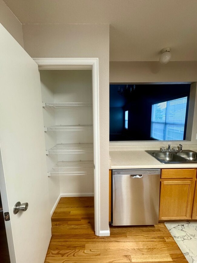 Building Photo - 3 Bedroom Home in Peyton