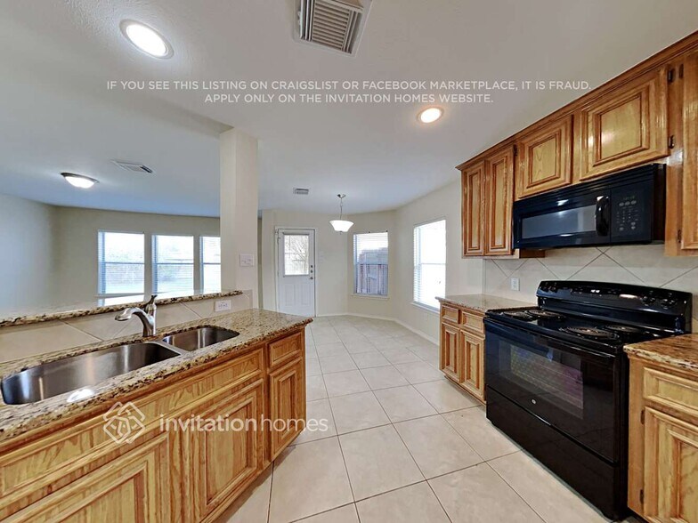 Building Photo - 3208 Waterglen Ct