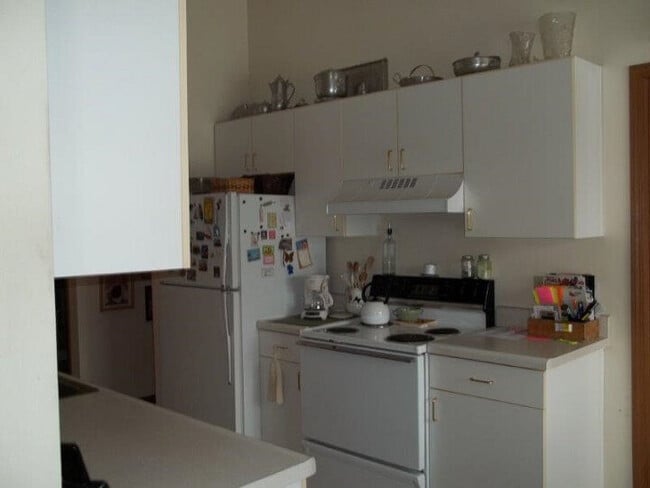 Building Photo - Blackhawk