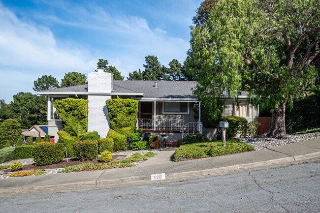 Building Photo - 1170 Tuolumne Ct
