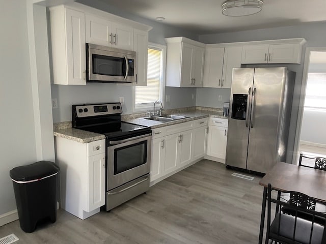 Building Photo - 711 Anton St