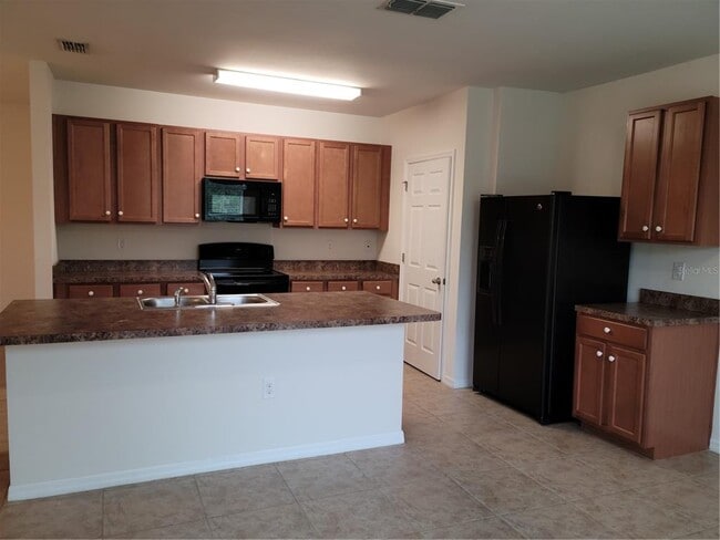 Building Photo - 10476 Harlingen St