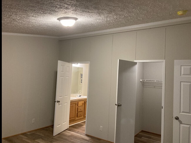 Building Photo - 347 State Rd S