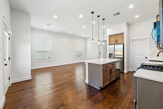 Building Photo - 5422 Wheatley St