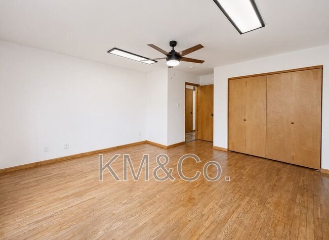 Building Photo - 535 Elm St