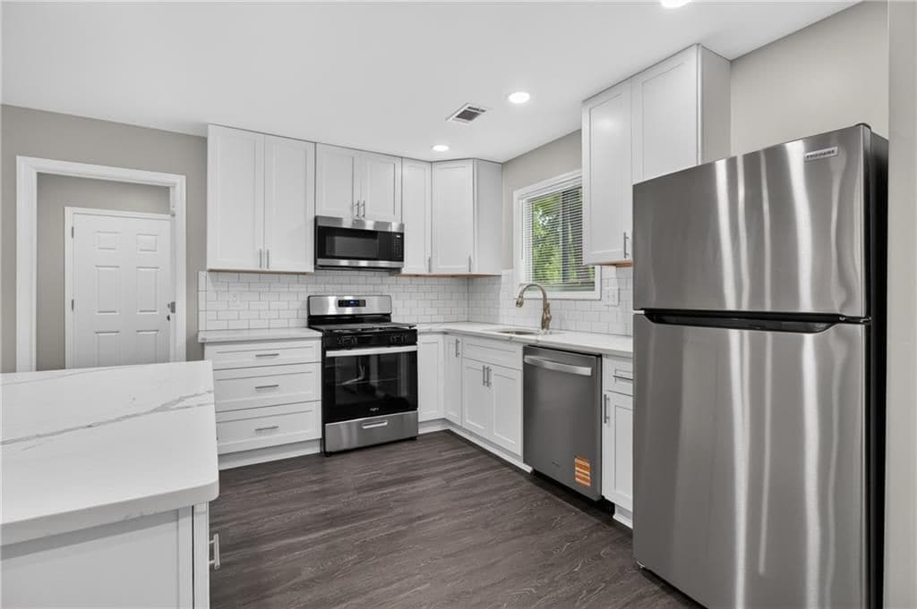 Building Photo - 1540 Spender Dr