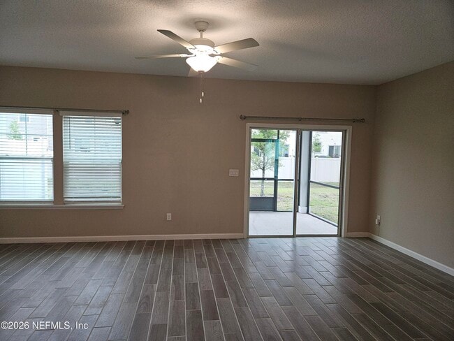 Building Photo - 10330 Alder Creek Ln