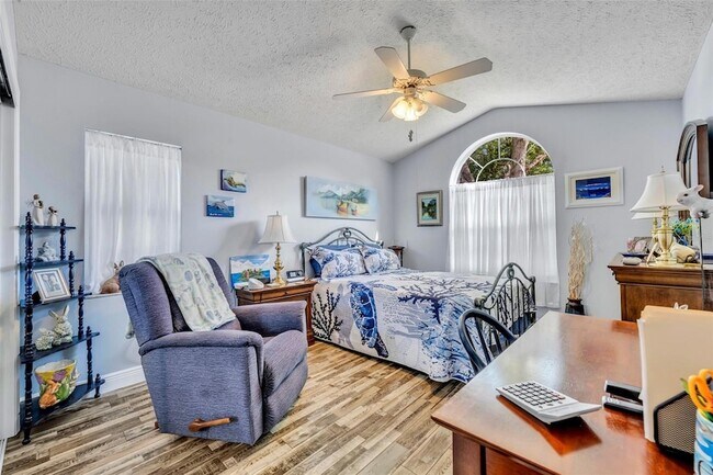 Building Photo - 11768 W Riverhaven Dr