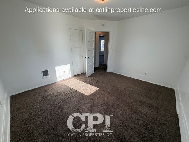 Building Photo - 2809 Fir St