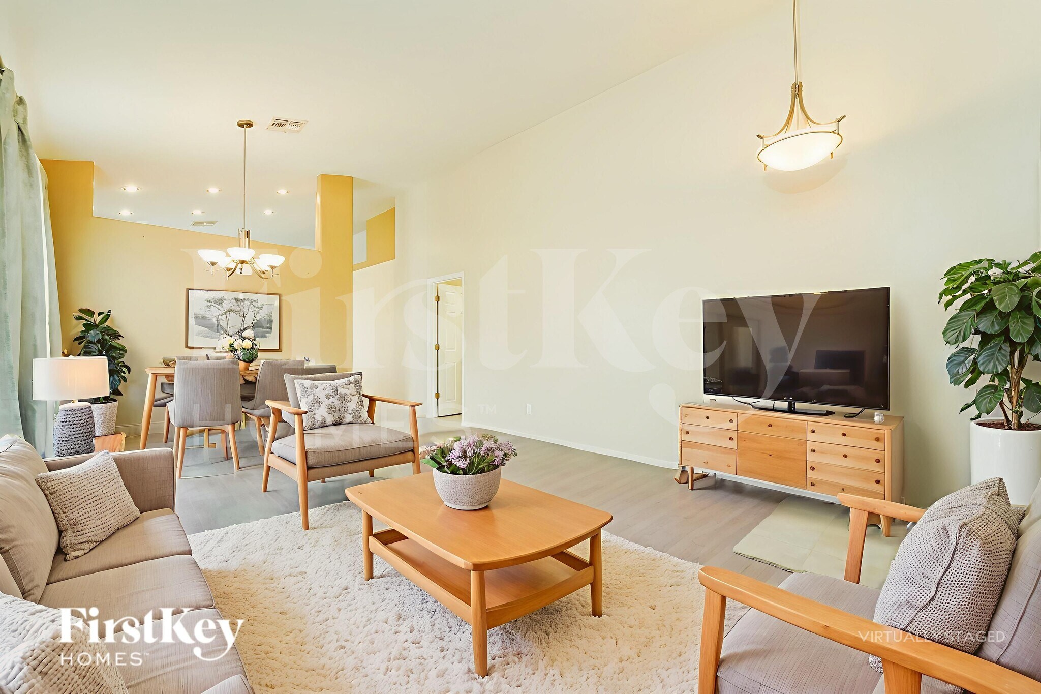 Building Photo - 5240 N Spring Pointe Pl