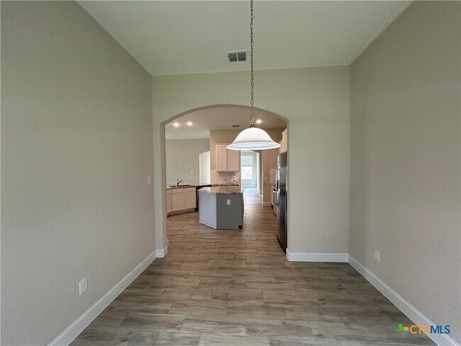 Building Photo - 1321 Cottonseed St