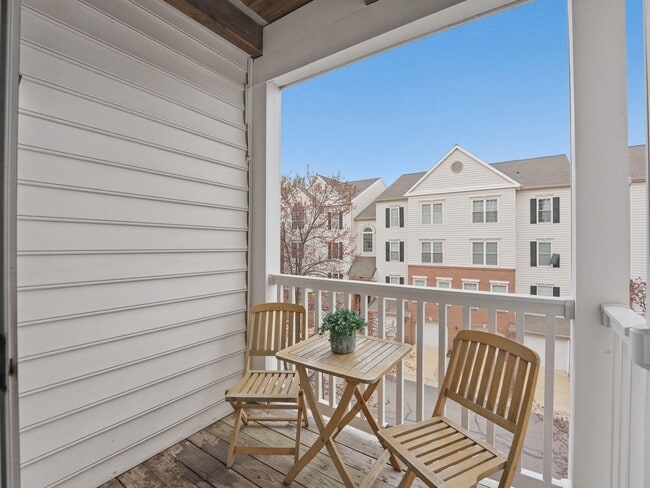 Building Photo - 4667 Longstreet Ln