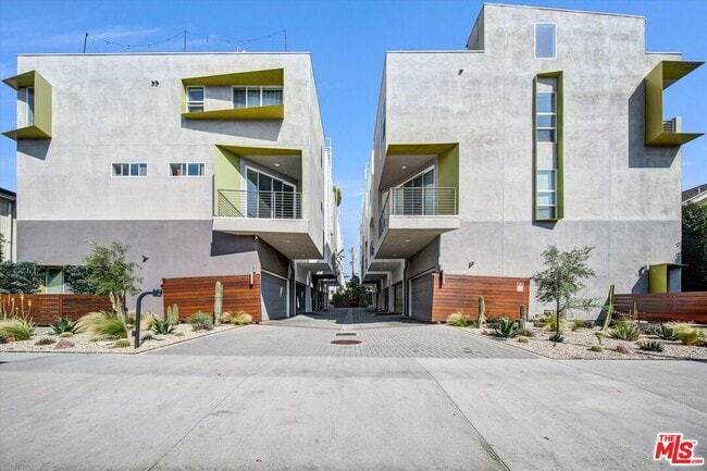 Building Photo - 1240 Gordon St