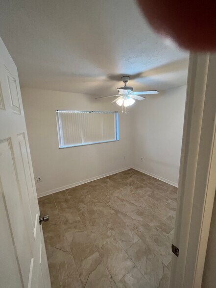 Building Photo - 2784 Curry Ford Rd