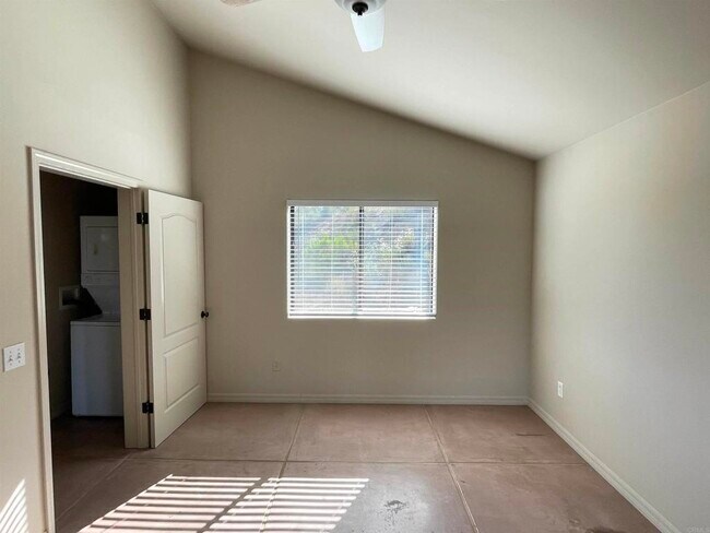 Building Photo - 12478 Hillpoint Ct