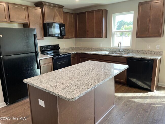 Building Photo - 3221 Edgemead Cir NW