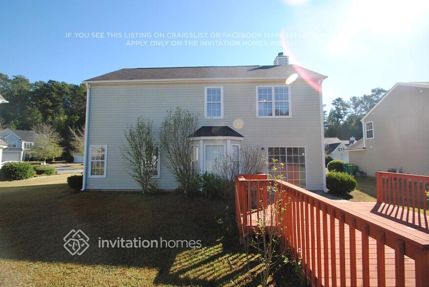 Building Photo - 160 Weatherstone Dr