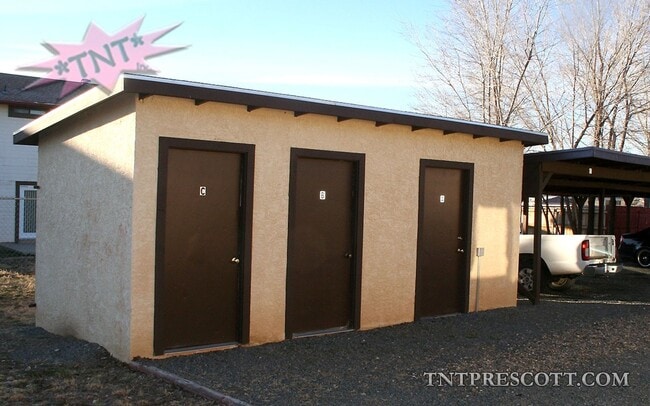 Building Photo - 1464