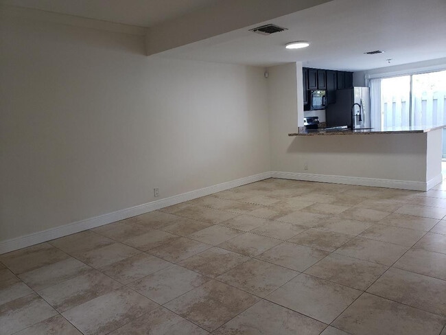 Building Photo - 89 SW 3rd St