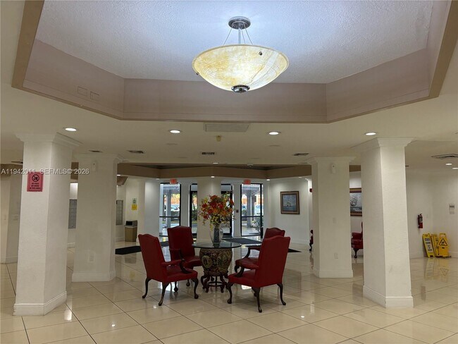 Building Photo - 1200 NE Miami Gardens Dr