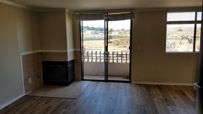 Building Photo - 28006 S Western Ave