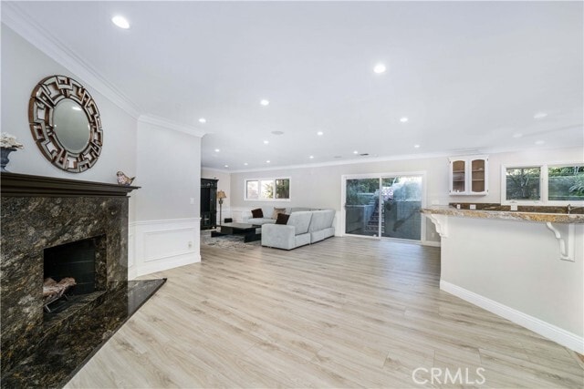 Building Photo - 2714 Club Dr