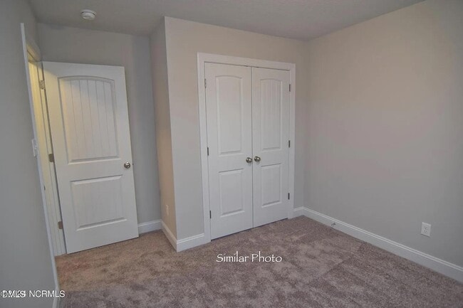 Building Photo - 918 Uplands Ln