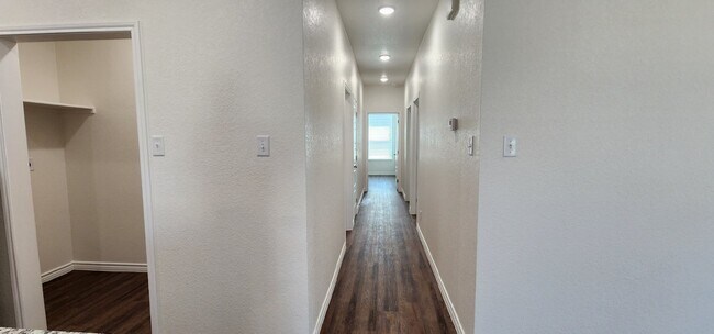 Building Photo - Act fast!  Don't let this opportunity slip by. Contact us today to schedule your showing!