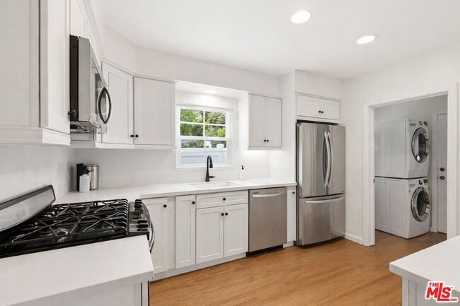 Building Photo - 11333 Berwick St